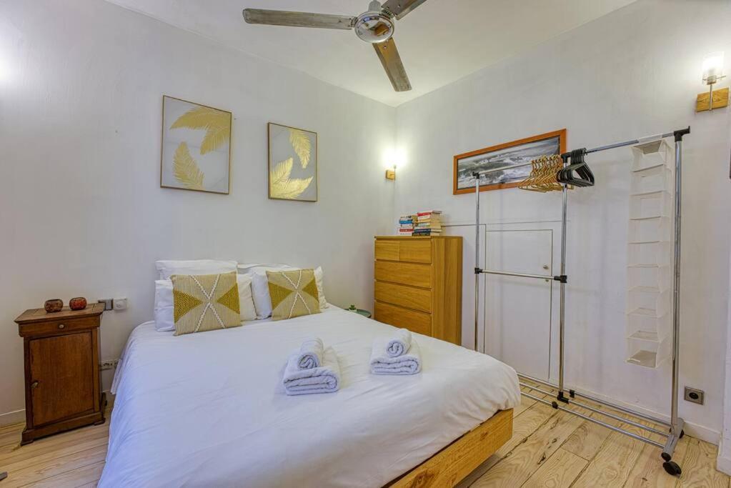 New - 1 Bed Apt Central Antibes Bagian luar foto