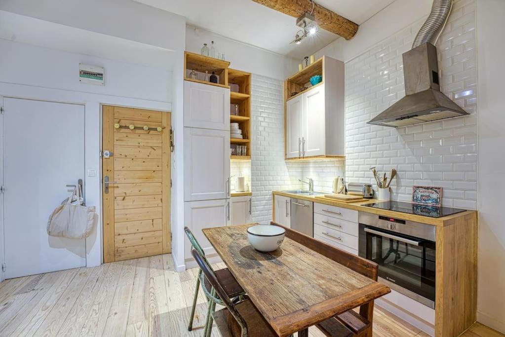 New - 1 Bed Apt Central Antibes Bagian luar foto