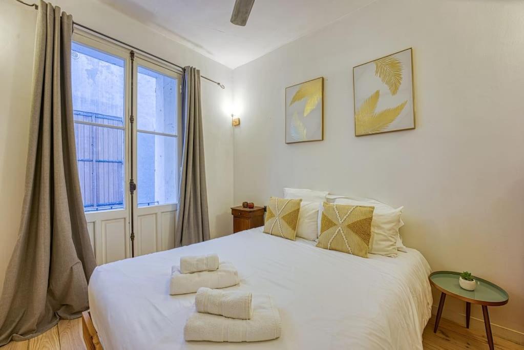 New - 1 Bed Apt Central Antibes Bagian luar foto